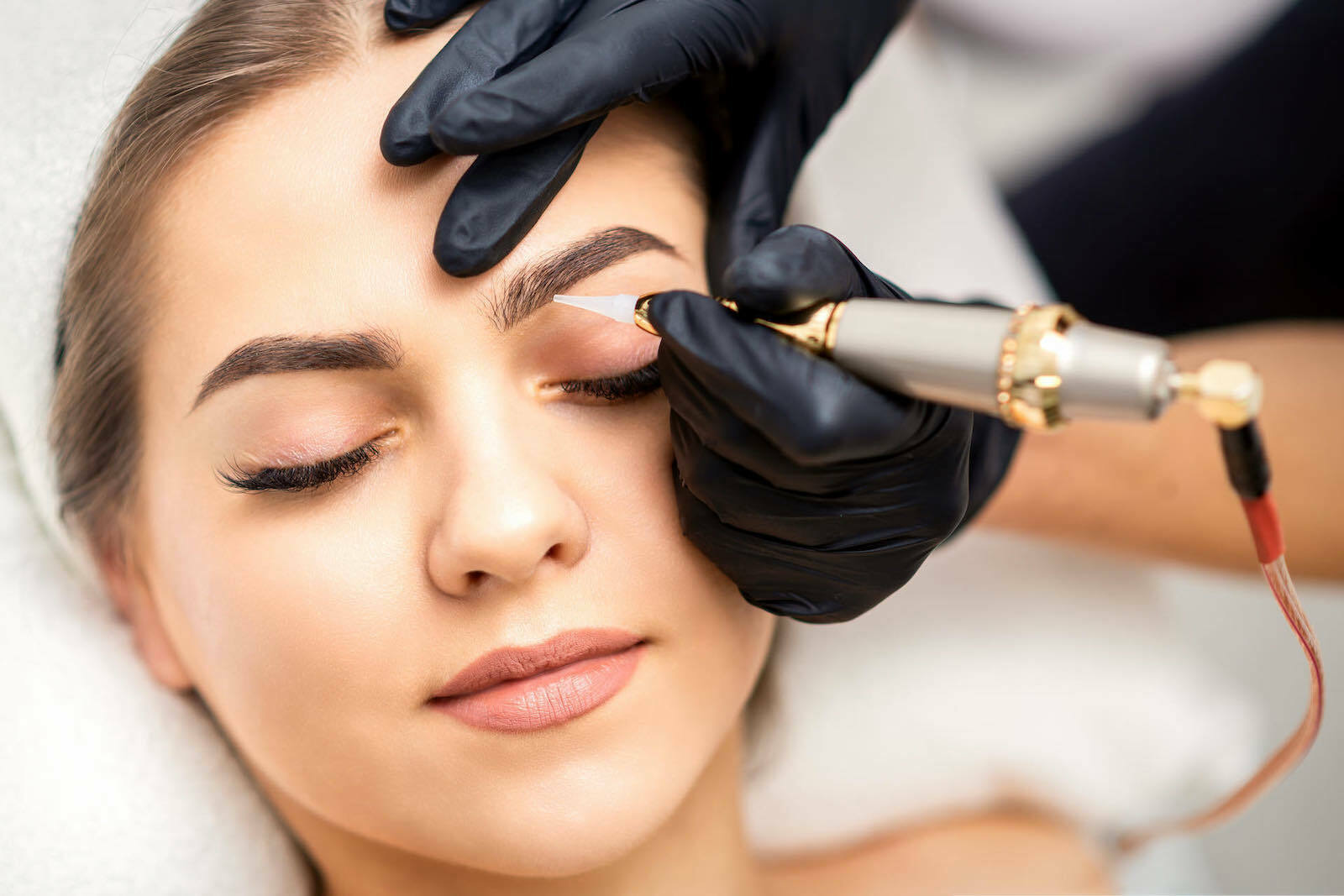 Look Fabulous with these Permanent Makeup Eyebrows in Henderson, Nevada
